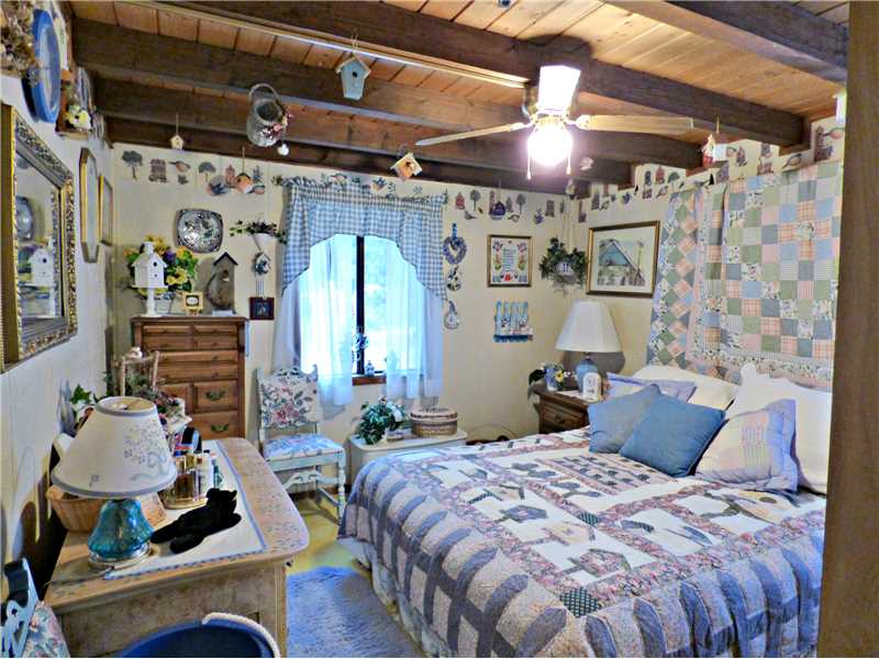 18 SKYVIEW TRAIL, Nye, MT 59061