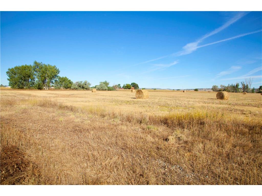 7800 Eagle Bend Blvd, Shepherd, MT 59079