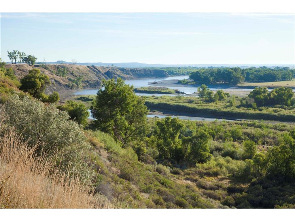 7800 Eagle Bend Blvd, Shepherd, MT 59079
