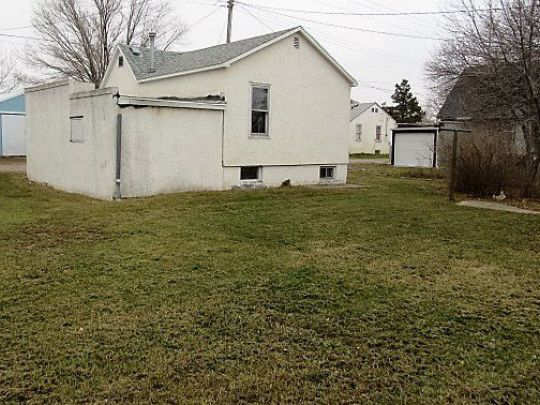 608 1/2 North Sargent Avenue, Glendive, MT 59330
