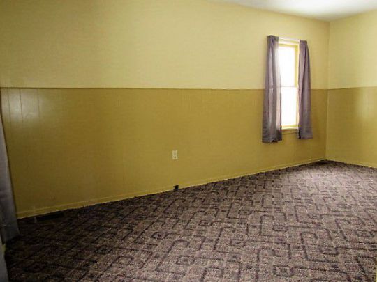 608 1/2 North Sargent Avenue, Glendive, MT 59330