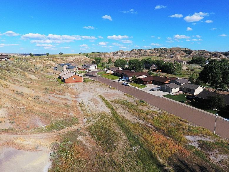 213 GEORGETOWN Drive, Glendive, MT 59330
