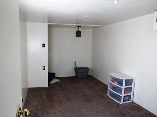 723 O'Neil Avenue, Glendive, MT 59330