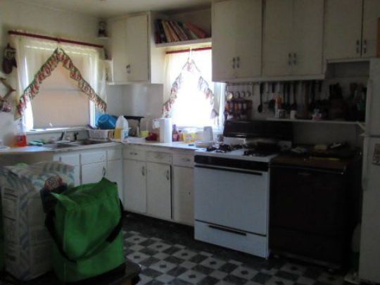 610 North Sargent Avenue, Glendive, MT 59330
