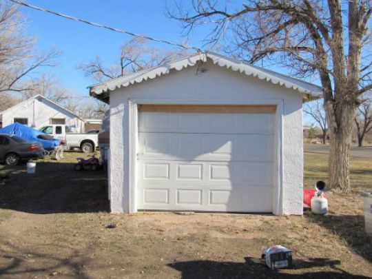 122 East Jefferson School Road, Glendive, MT 59330