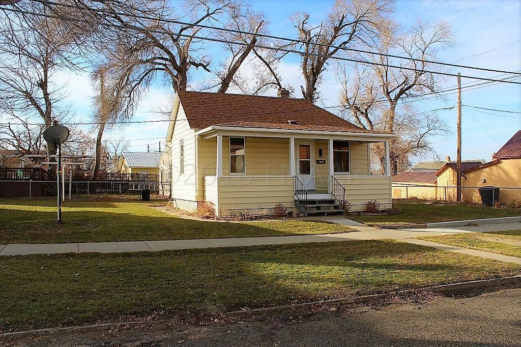 512 POWER Street, Glendive, MT 59330