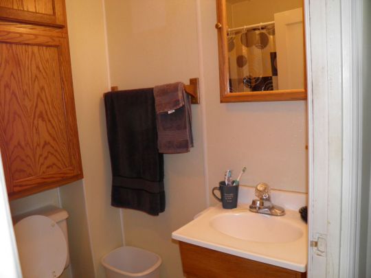 517 E Barry St, Glendive, MT 59330