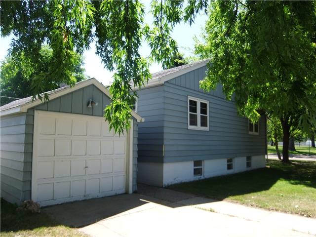 228 Gresham StGlendive, MT, 59330Dawson County