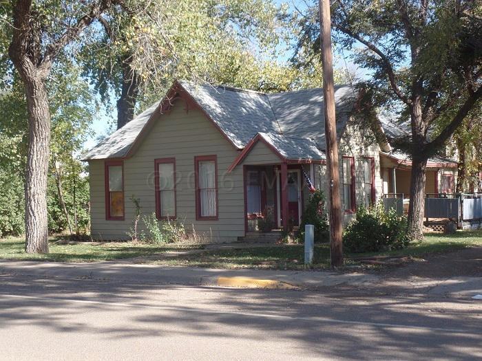 109 WIBAUX Street, Wibaux, MT 59353