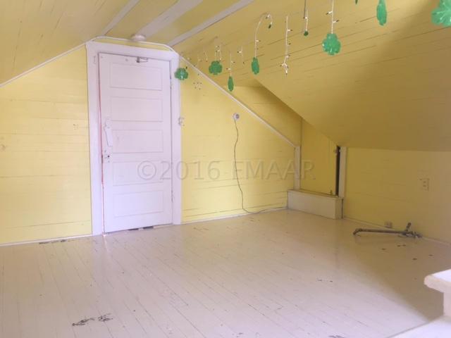 109 WIBAUX Street, Wibaux, MT 59353