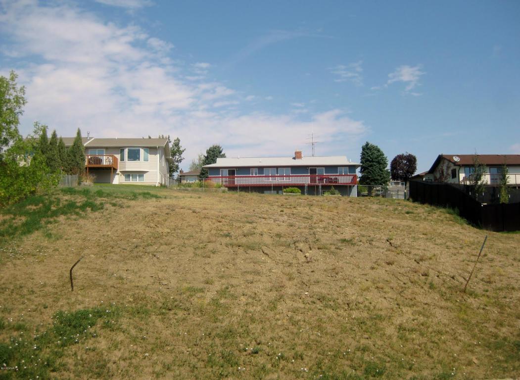 213 29th Ave NE, Great Falls, MT 59404