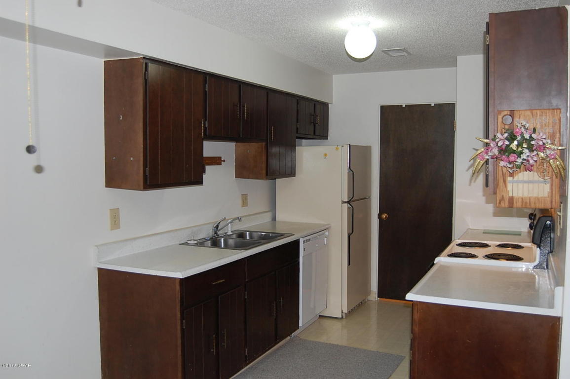1921 14th Ave So #8, Great Falls, MT 59405