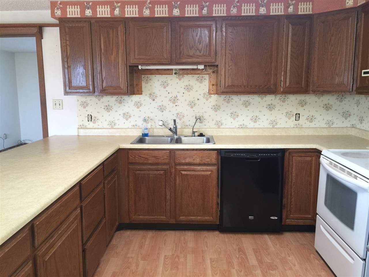133 3rd St W, Carter, Other, MT 59420