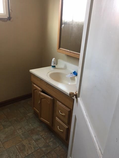 912 E Main StCut Bank, MT, 59427Glacier County