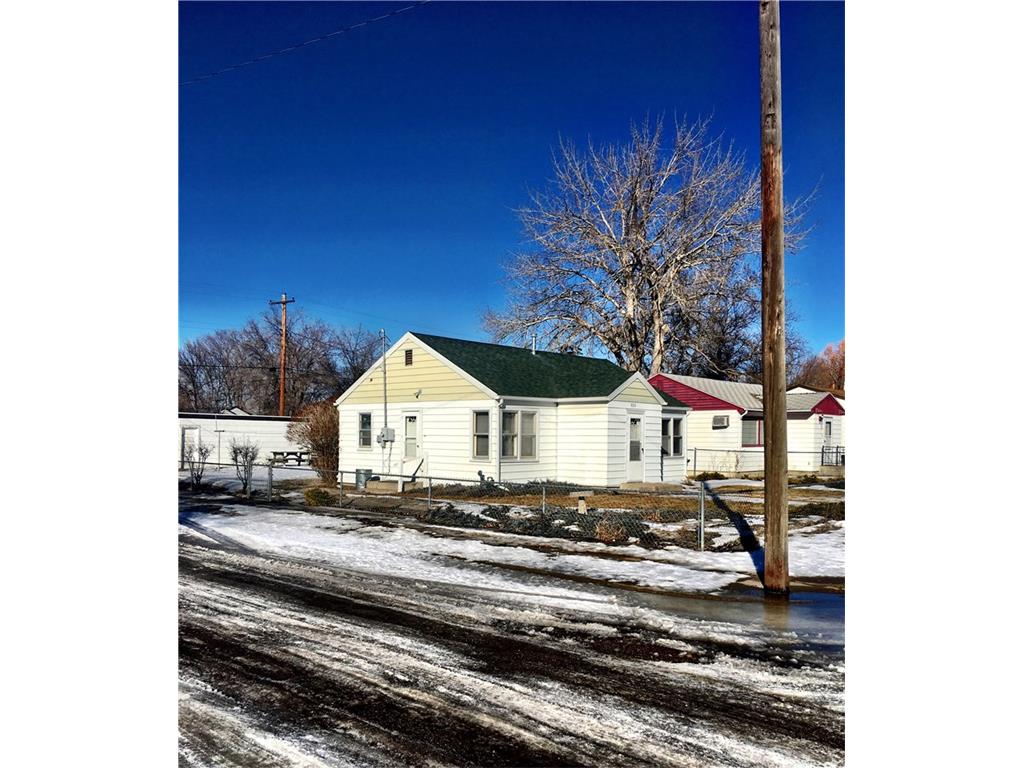 805 Teton Ave, Shelby, Other-See Remarks, MT 59474