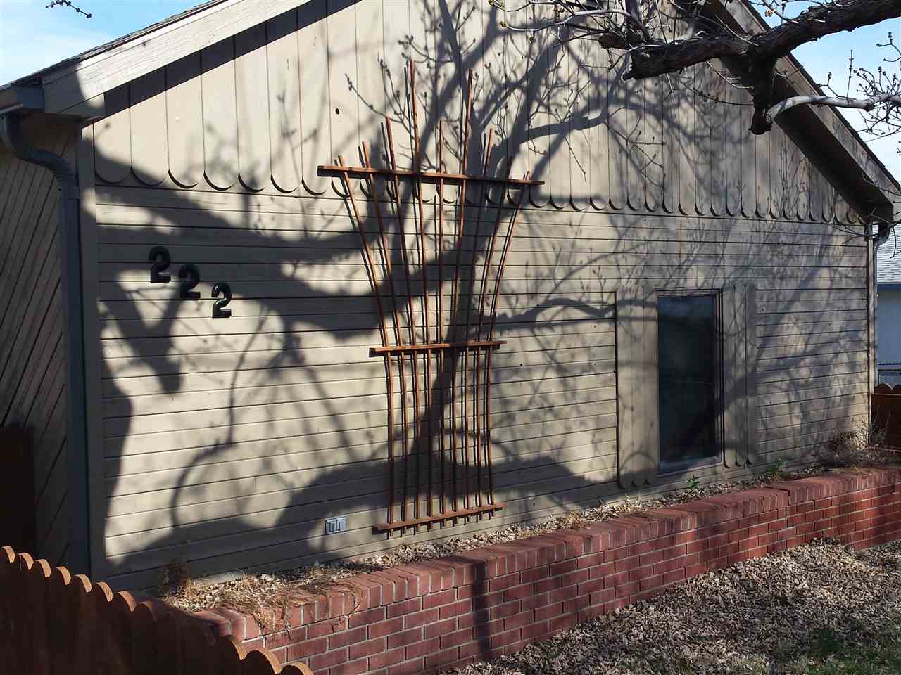 222 1st Ave SE, Shelby, Other, MT 59474