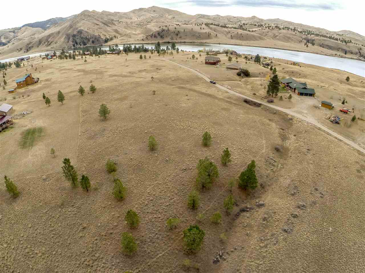 8497 Backburn Dr, Helena, MT 59602
