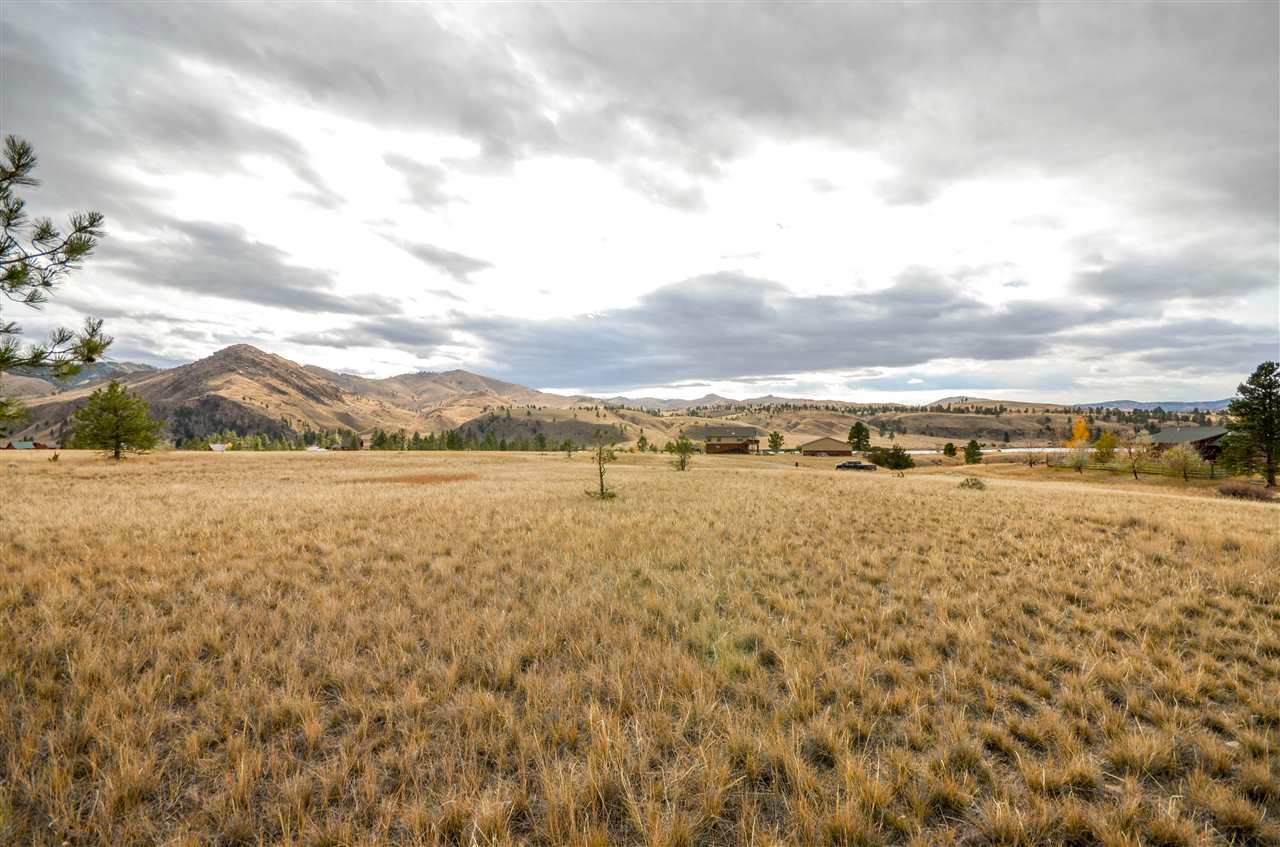8497 Backburn Dr, Helena, MT 59602