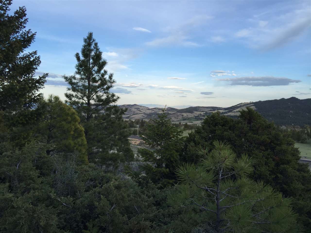 4550 Crooked Pine Dr, Helena, MT 59602