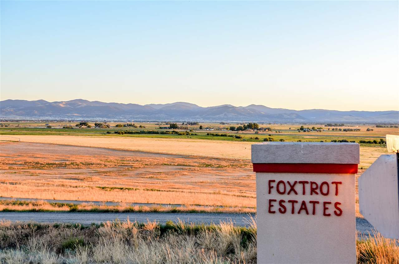 5061 Fox Trot Dr, Helena, MT 59602