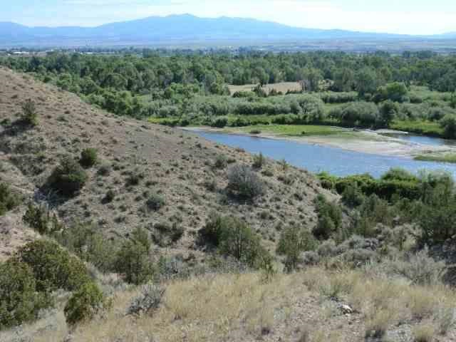 307 River Rd, Townsend, MT 59644