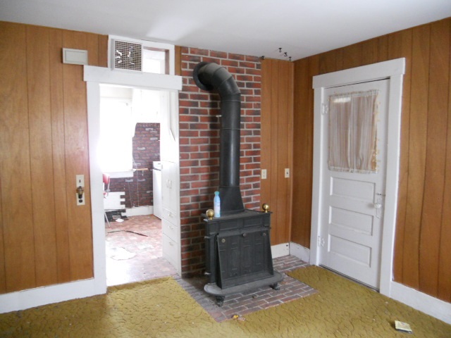 410 N Central Avenue, White Sulphur Springs, MT 59645