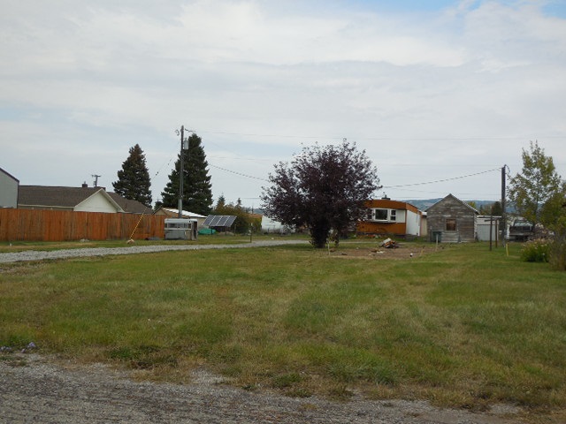 9 Wall Street, White Sulphur Springs, MT 59645