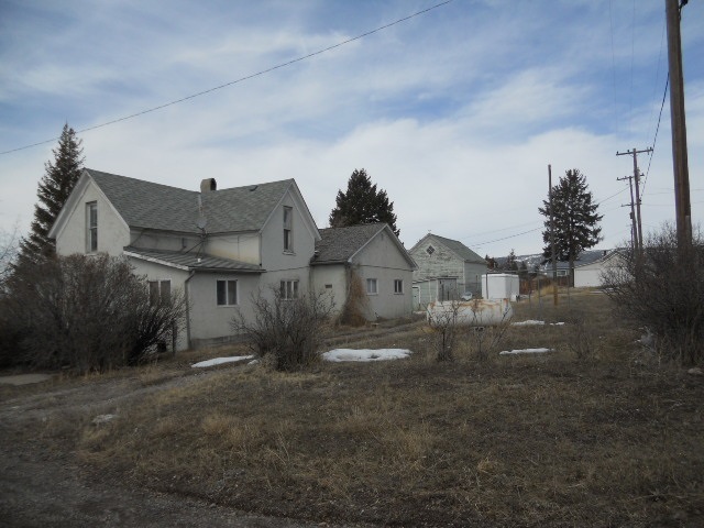 202 N CENTRAL AVE, White Sulphur Springs, MT 59645