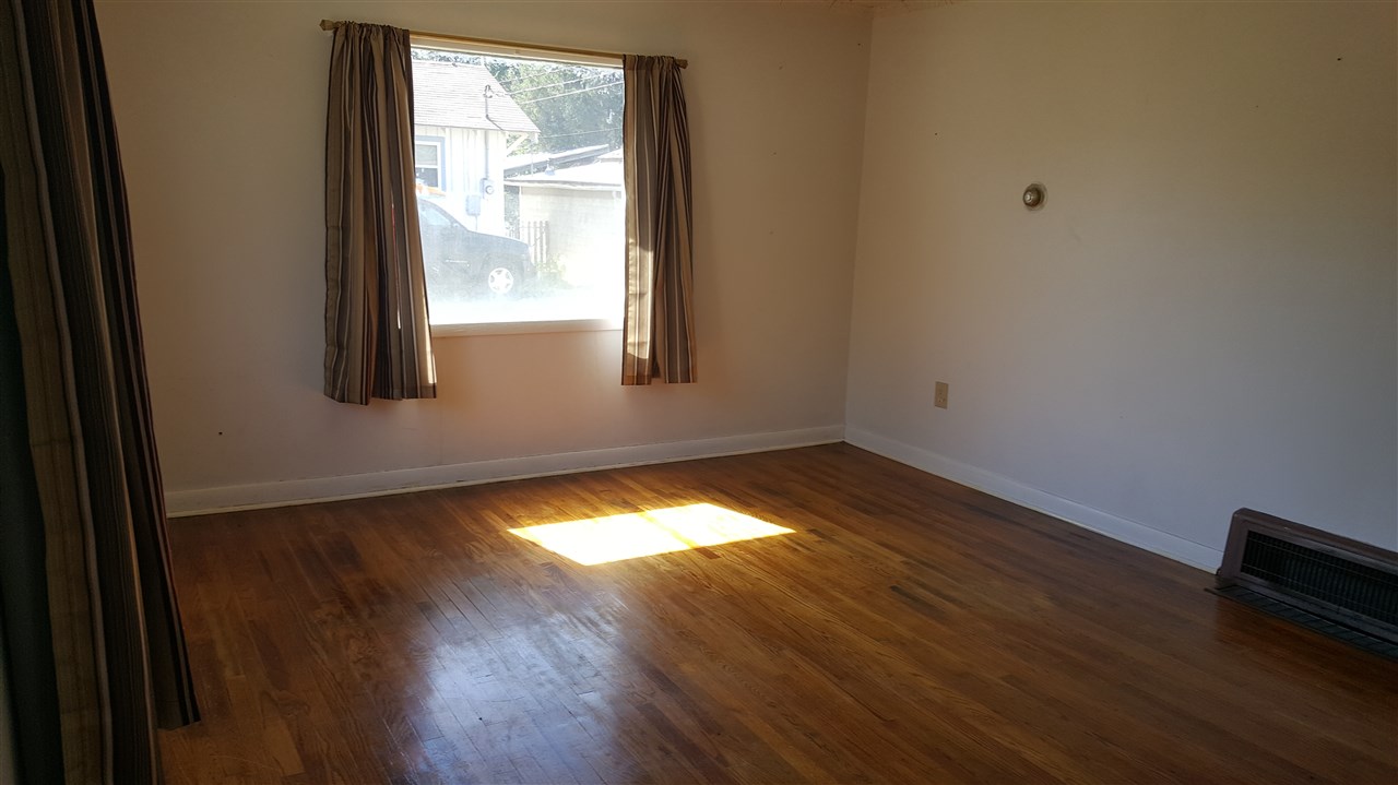 406 Dixon, Deer Lodge/Garrison, MT 59722
