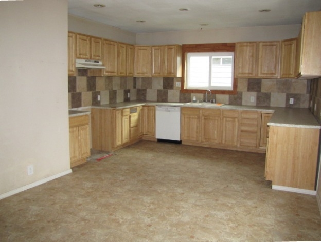 1006 Fifth Street, Deer Lodge/Garrison, MT 59722
