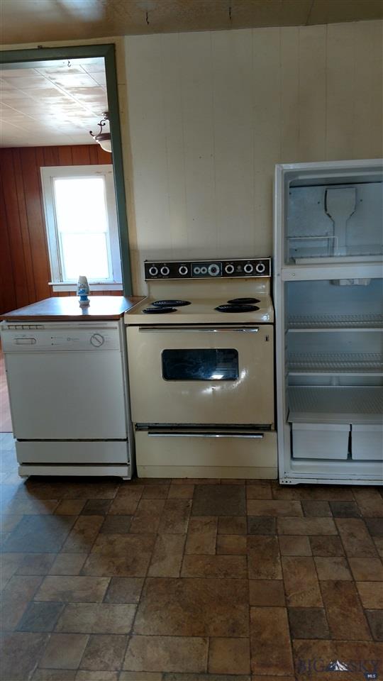814 E Glendale, Dillon, MT 59725