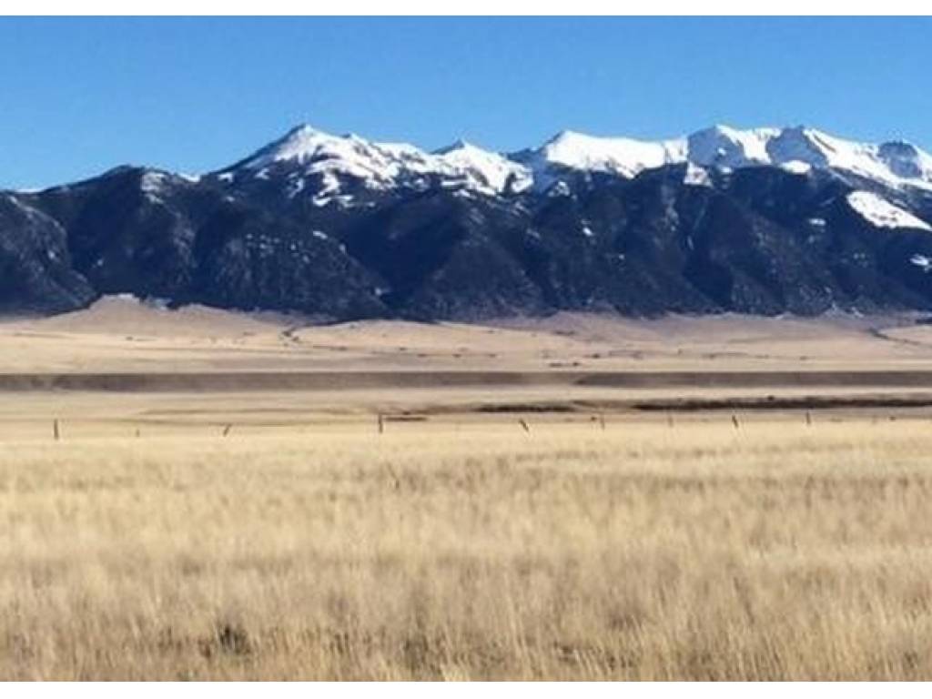 88 MontanaWay, Ennis, MT 59729
