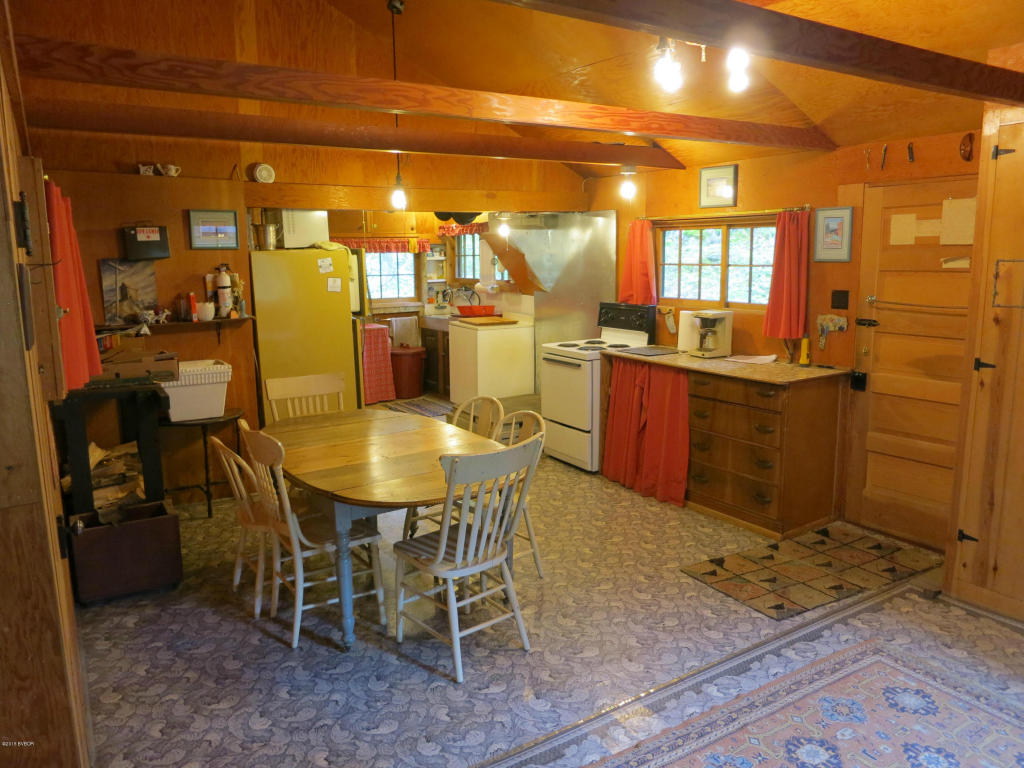 NhnMedicine Springs Cabin 5 RD, Conner, MT 59827