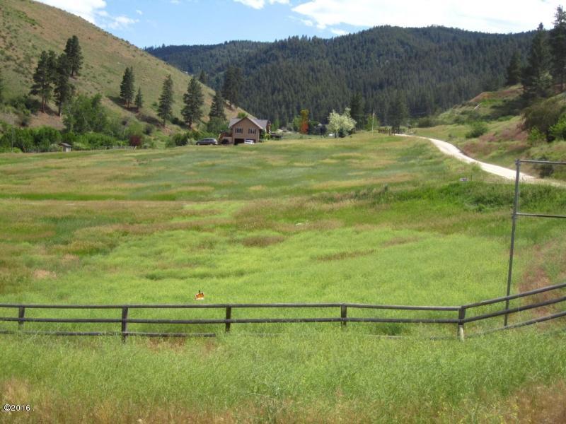1790 Little Sleeping Child Road, Hamilton, MT 59840