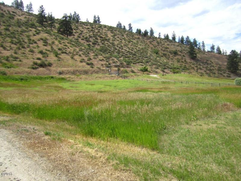 1790 Little Sleeping Child Road, Hamilton, MT 59840