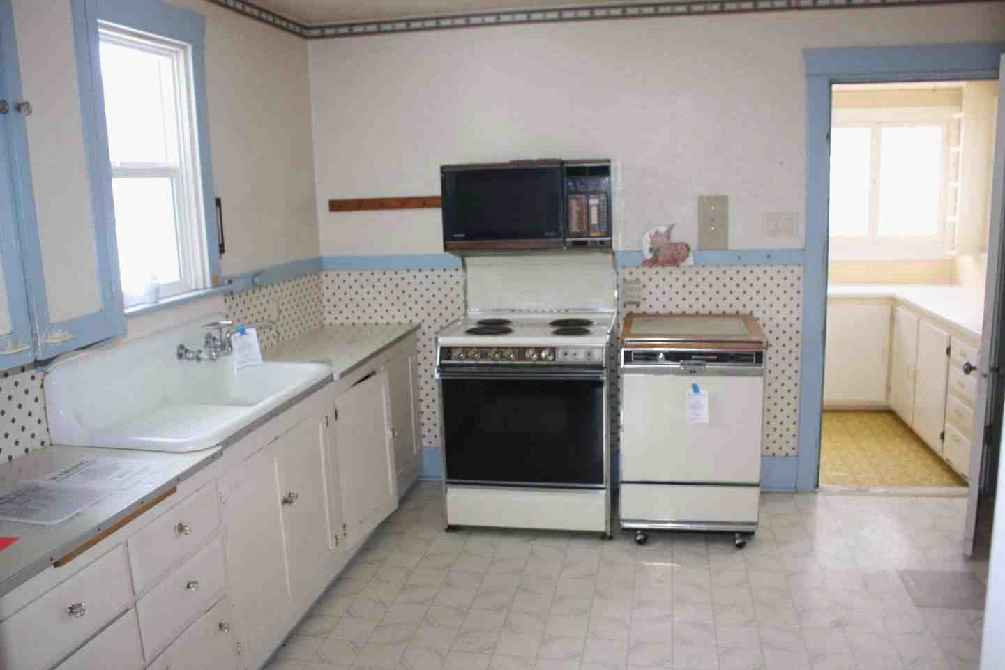 603 6th St WPolson, MT, 59860Lake County