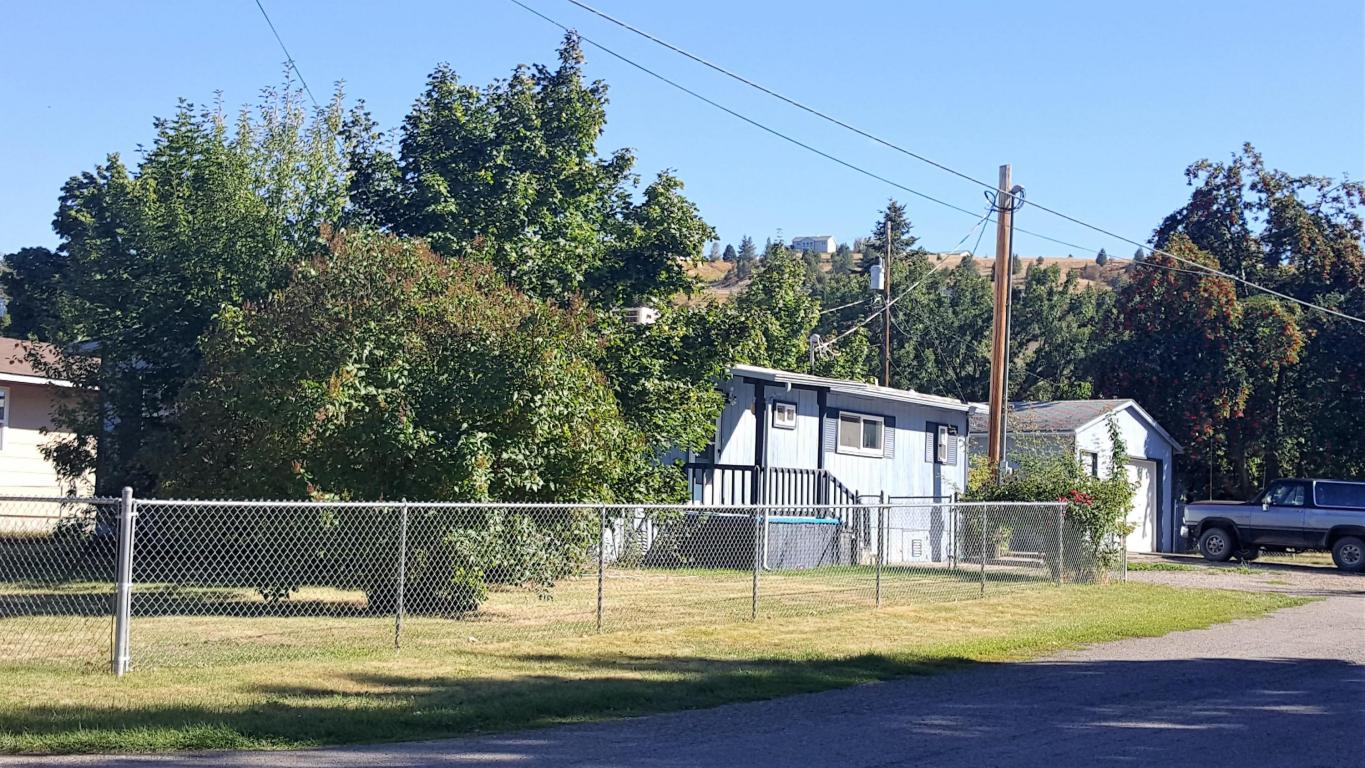 602 15th Avenue East, Polson, MT 59860