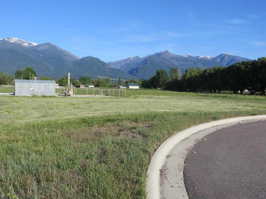 242 Birch Ln, Stevensville, MT 59870