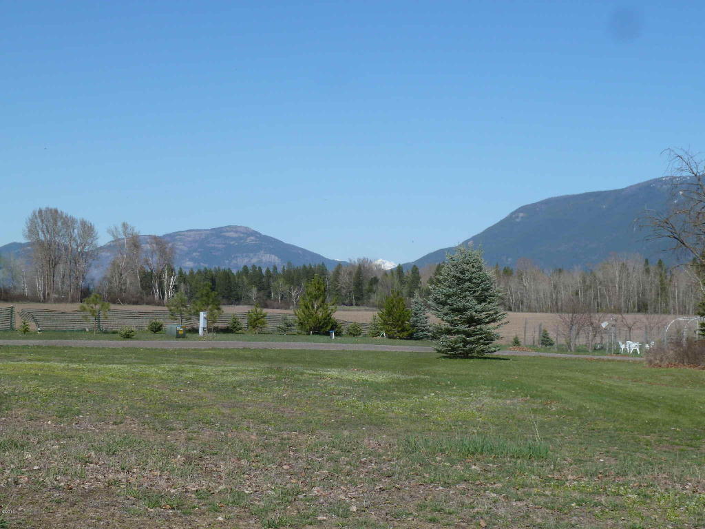 2601 Helena Flats Road, Kalispell, MT 59901