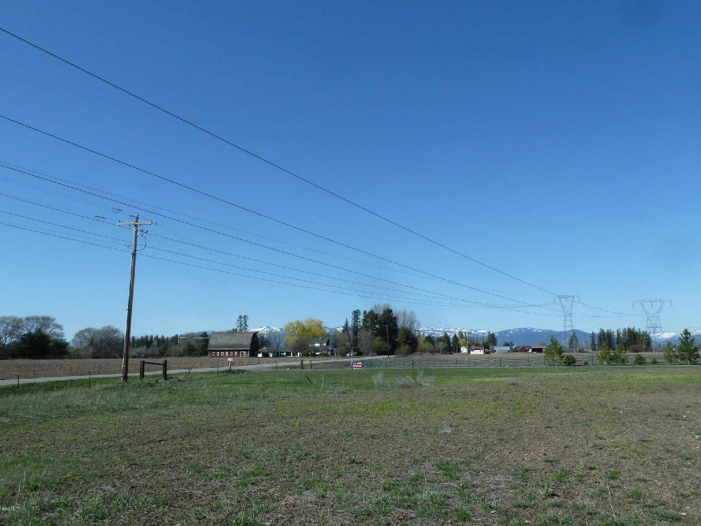 2601 Helena Flats Road, Kalispell, MT 59901