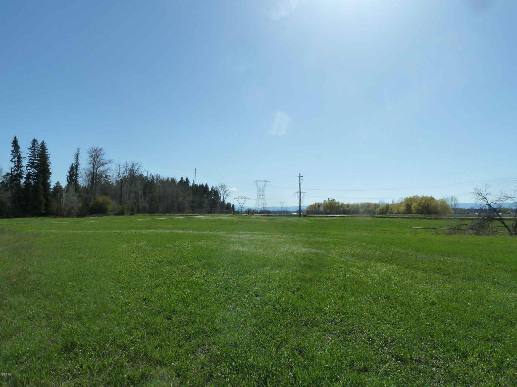 2577 Helena Flats Road, Kalispell, MT 59901