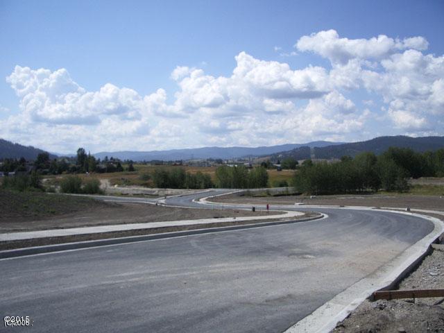 225 Triple Creek Drive, Kalispell, MT 59901
