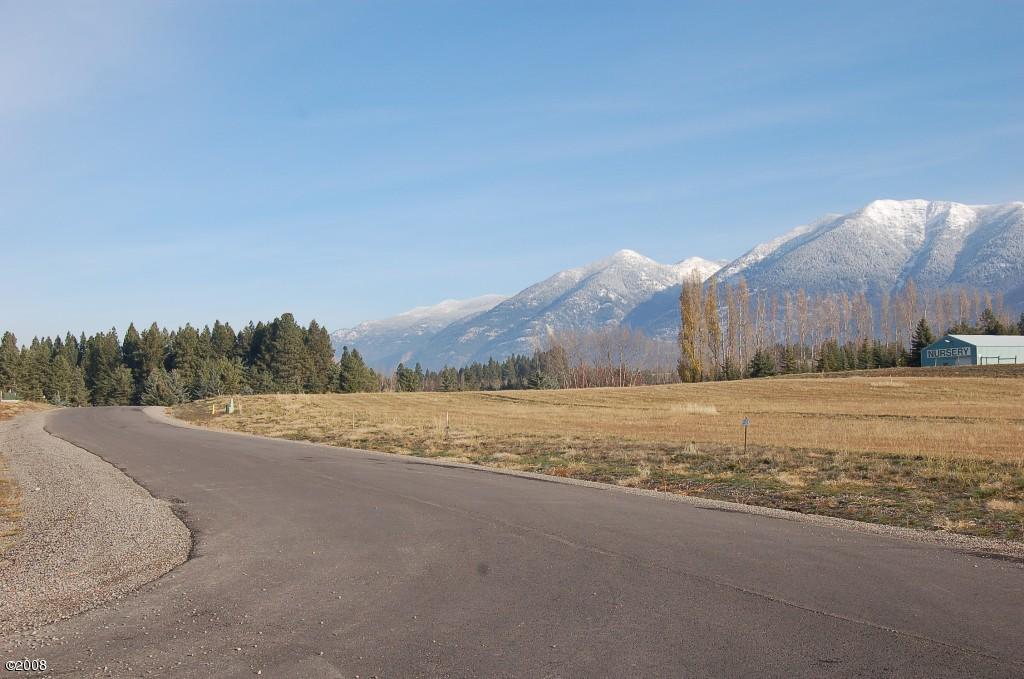 363 Spruce Meadows Loop, Kalispell, MT 59901