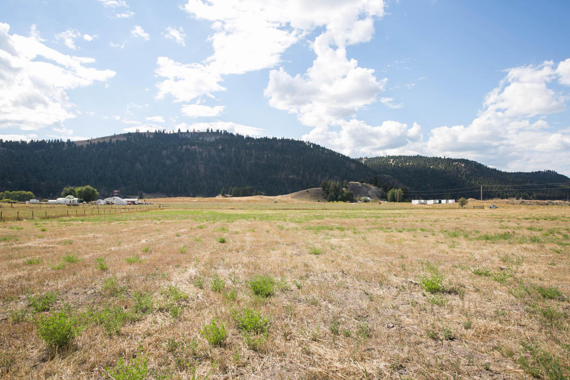 2449 Airport Road, Kalispell, MT 59901