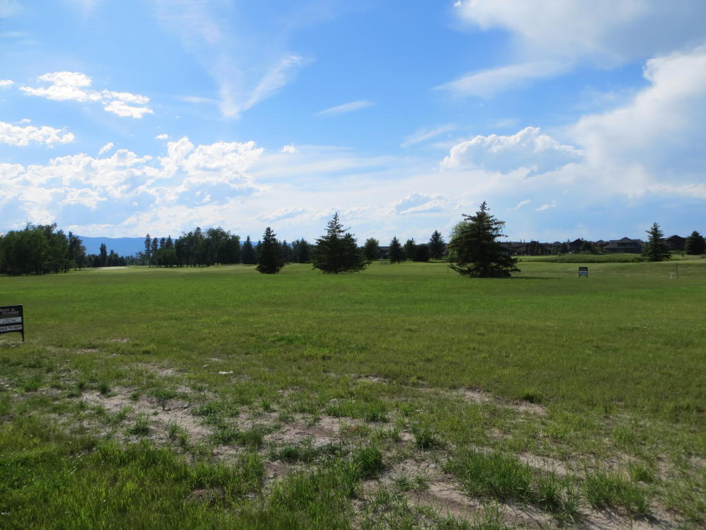 49 Lake Pointe Court, Bigfork, MT 59911