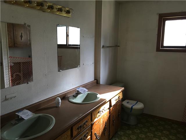 33016 Tanager LnBigfork, MT, 59911Lake County