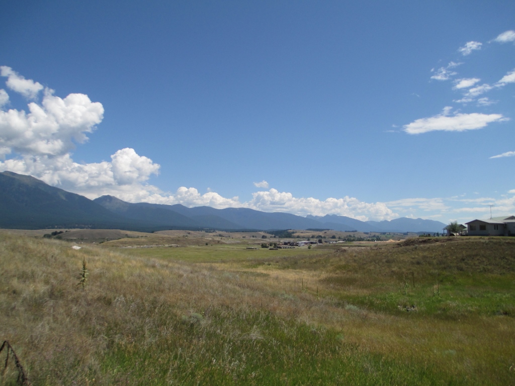 NHN HOLLENBACK CIRCLE, Eureka, MT 59917