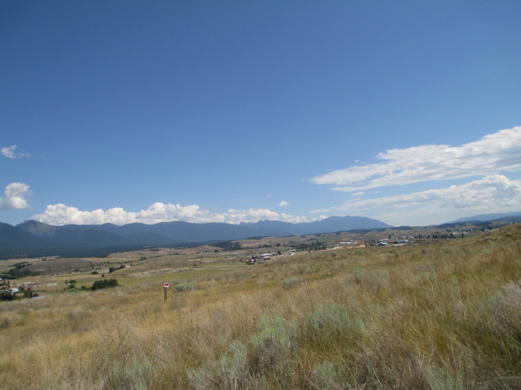 NHN HOLLENBACK CIRCLE, Eureka, MT 59917