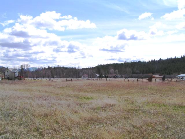 nhn River Drive, Eureka, MT 59917