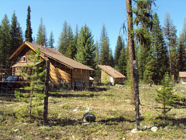 295 Elkhaven Road, Troy, MT 59935